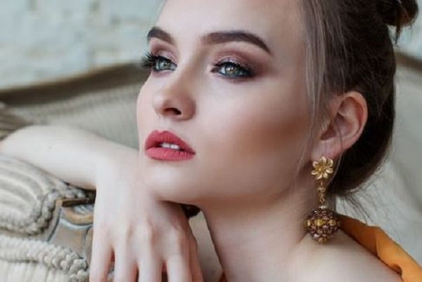woman in makeup