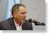 Miko Peled speaking in Iran.