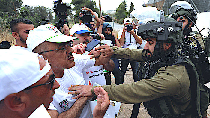 Click to enlarge IDF and Reporters