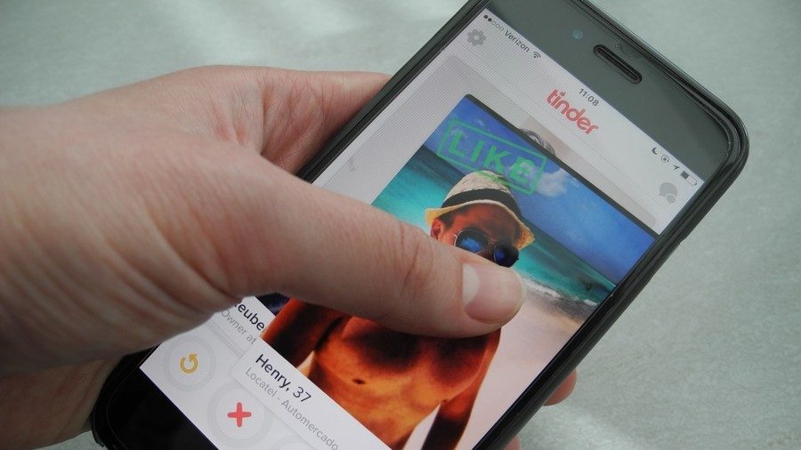 Click to enlarge tinder app