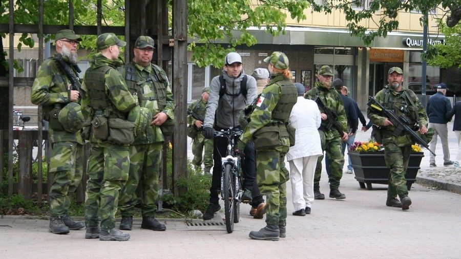 Click to enlarge Sweden reservists