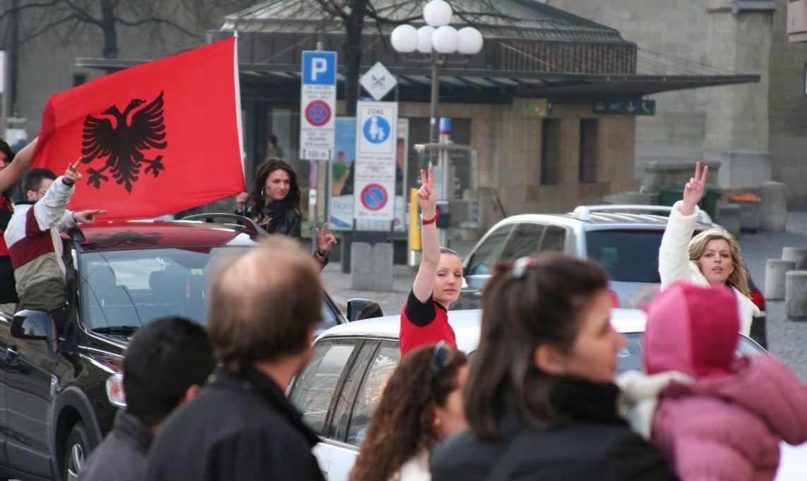 Click to enlarge Kosovo Serbia protest