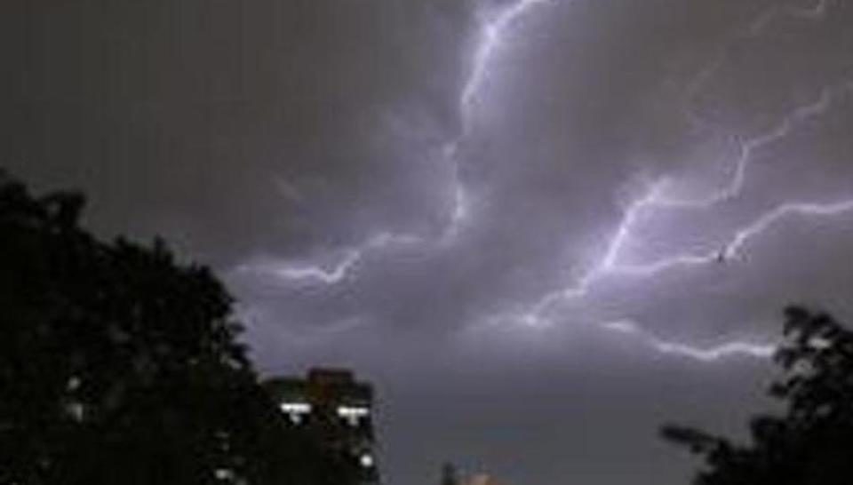 The MeT department forecast thunderstorm in Delhi on Friday night and light rains on Saturday.