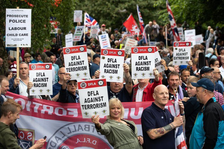 Click to enlarge tommy robinson protests