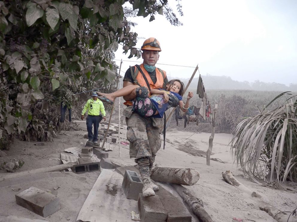 rescue teams guatemala fuego