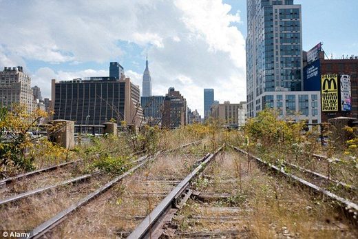 Click to enlarge Apocalyptic Future, New York 2046