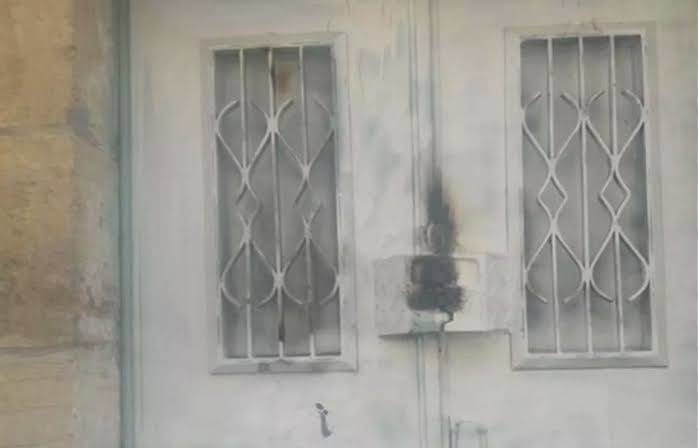 Click to enlarge Palestinian door