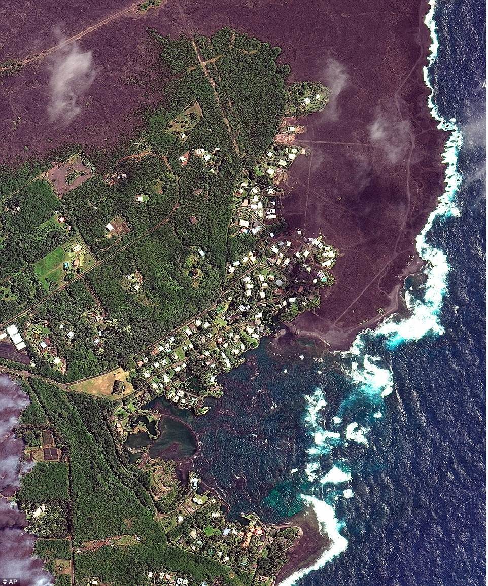 Click to enlarge satellite image of Hawaii volcano eruption