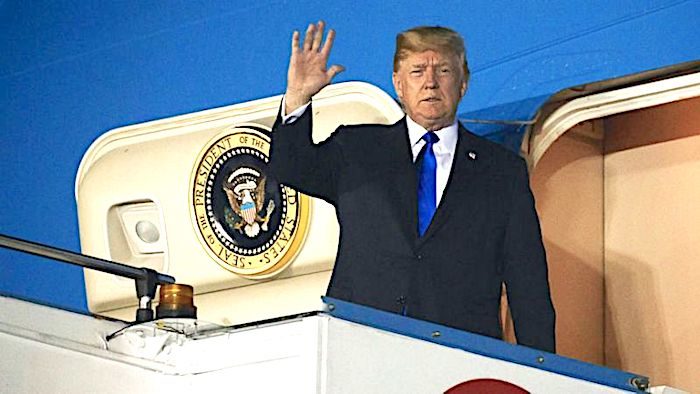 Click to enlarge Trump arrival