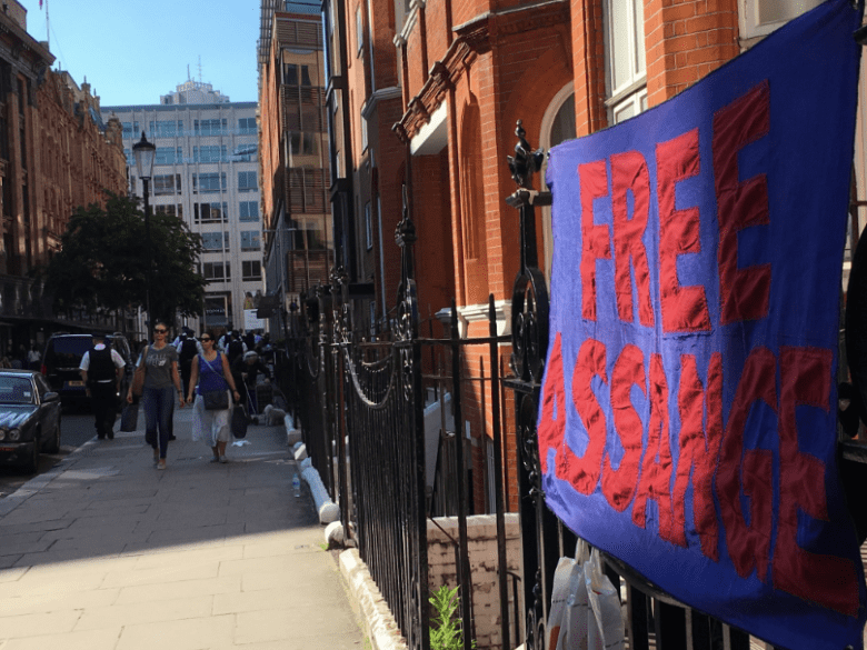 banner assange