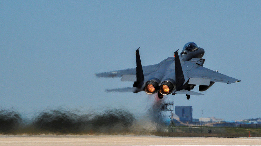 fighter jet