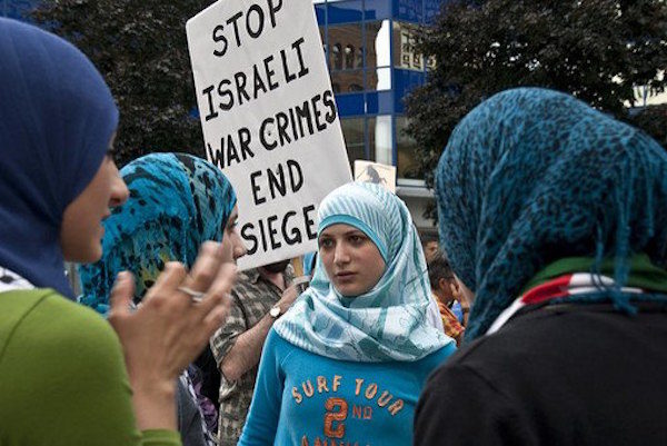 Click to enlarge Gaza protest