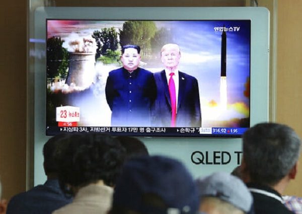 Click to enlarge trump kim jong-un