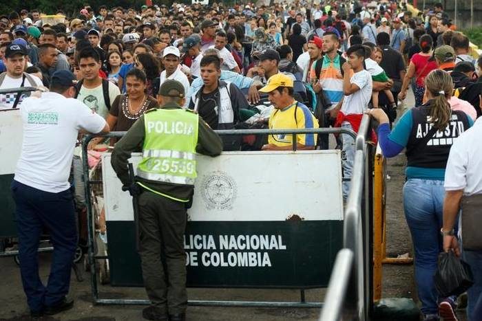 Venezuelans to Colombia
