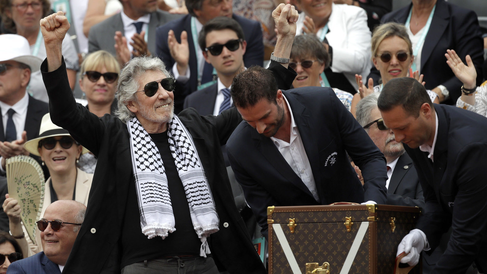 Click to enlarge roger waters keffiyeh french open