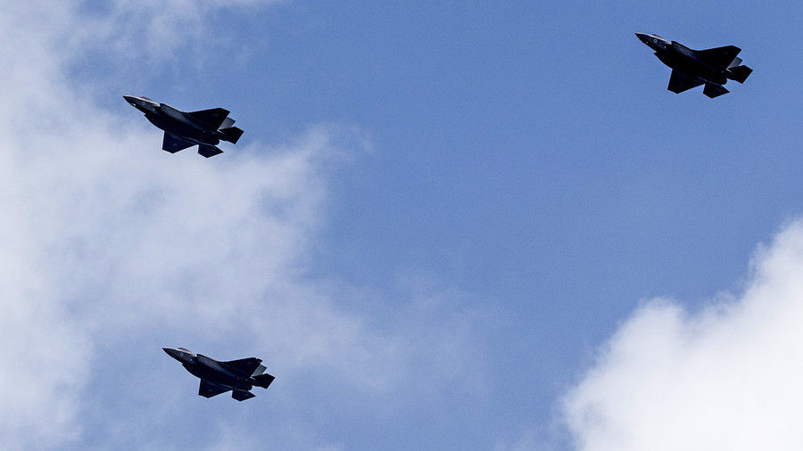 US F-35A Lighting II jets