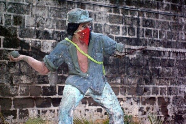 Click to enlarge Nicaragua statue
