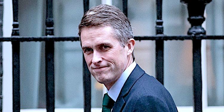 Click to enlarge UK DS Gavin Williamson