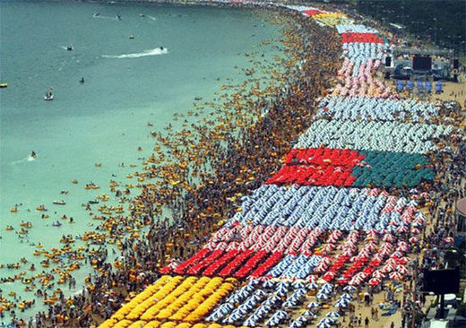 Click to enlarge Beach in China
