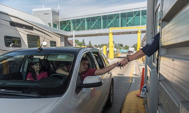 Canadian US Border crossing