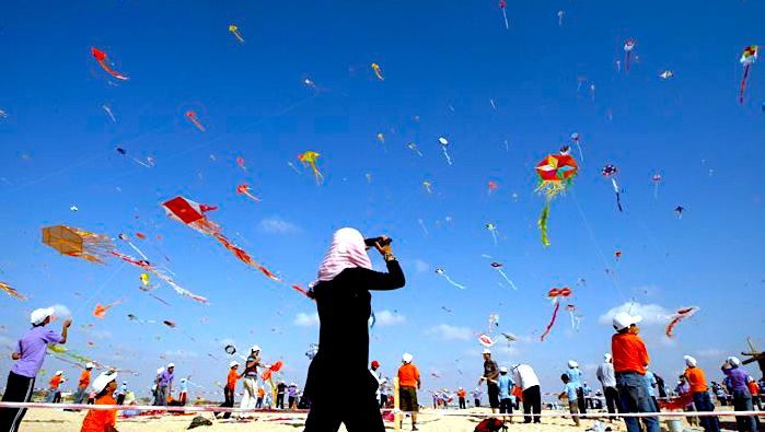 Click to enlarge Kite flying