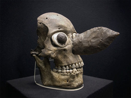 Click to enlarge skulls tzompantli