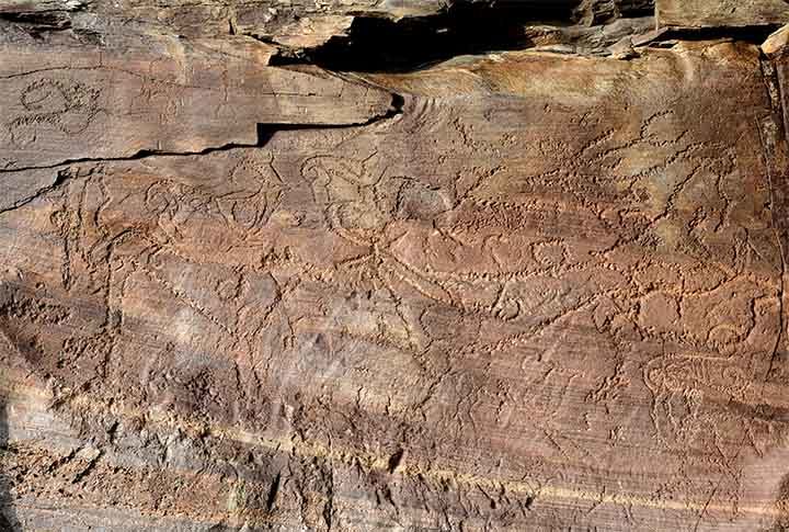 Click to enlarge petroglyph