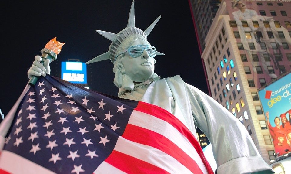 Click to enlarge hipster statue of liberty