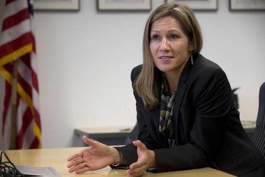 Click to enlarge Clinton Amanda Renteria