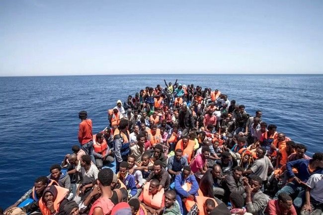 Click to enlarge Europe migrants
