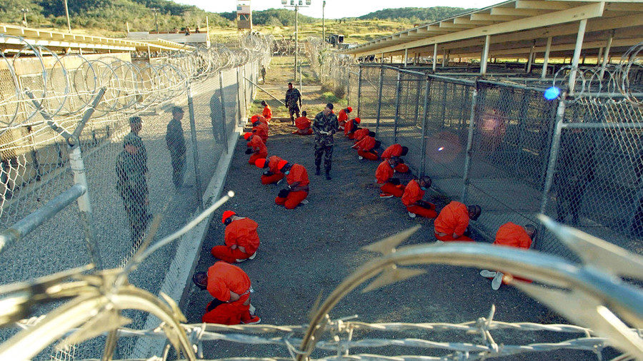 Prisoners Guantanamo military prison