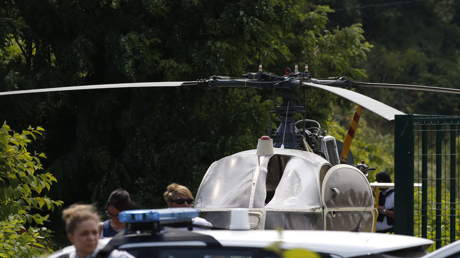 Click to enlarge helicopter escape