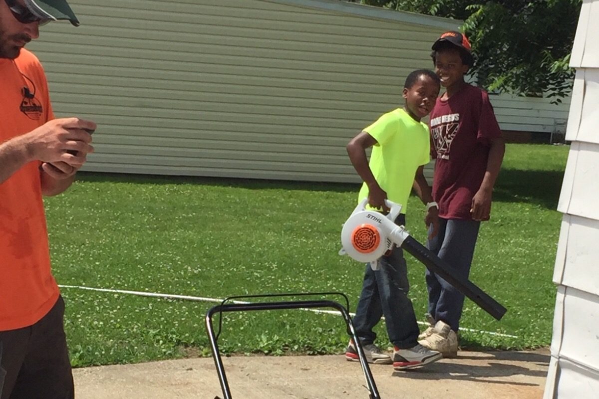 Reggie Boyz Lawn Service