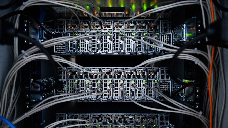 Click to enlarge russian internet data center