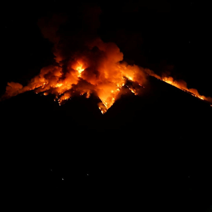 Click to enlarge Mount Agung volcano