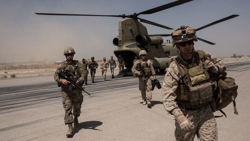 Click to enlarge US military soldiers
