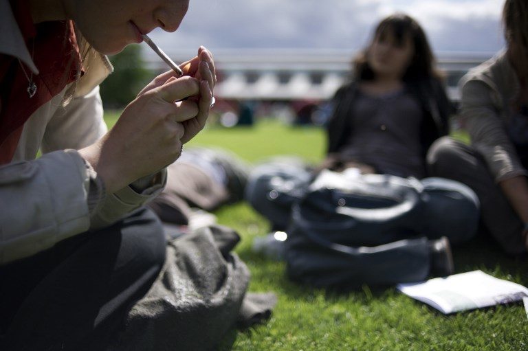 Smoking in French public parks