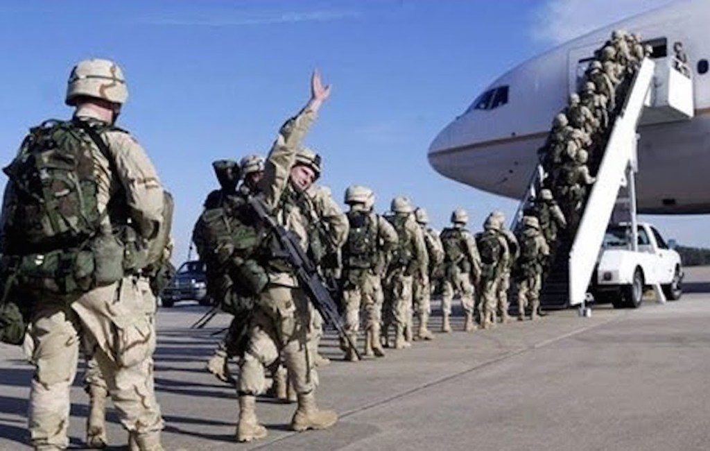 Click to enlarge US soldiers