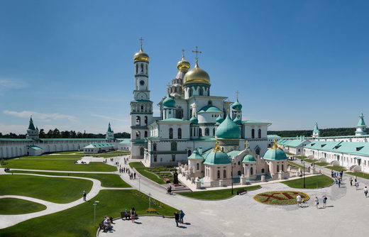 Click to enlarge Voskresenski sobor