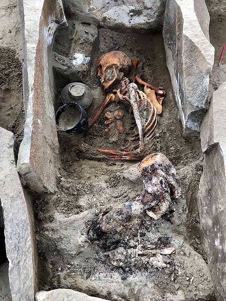 Click to enlarge siberia silk mummy