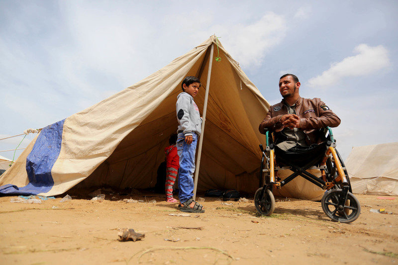 gaza fmaily refugee