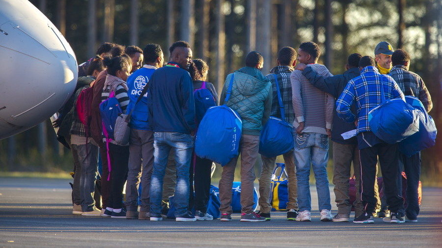 Click to enlarge migrants sweden