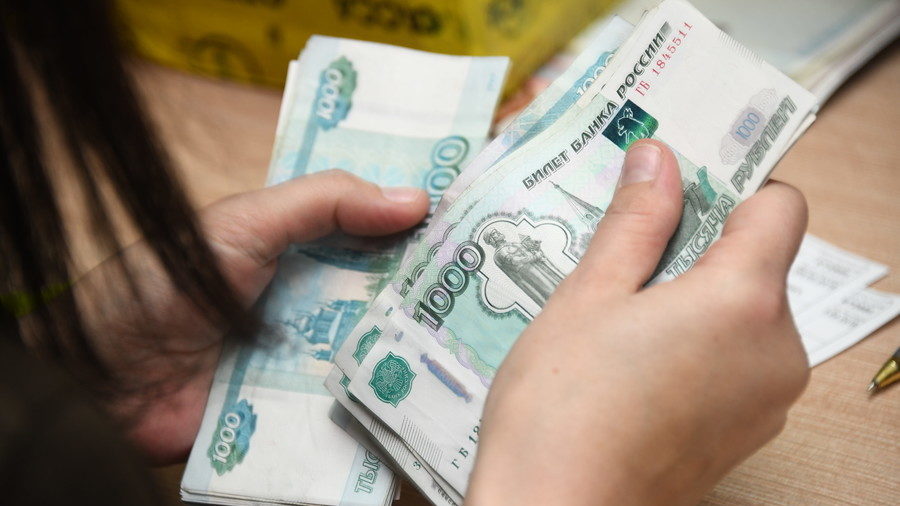 Click to enlarge rubles roubles russia money