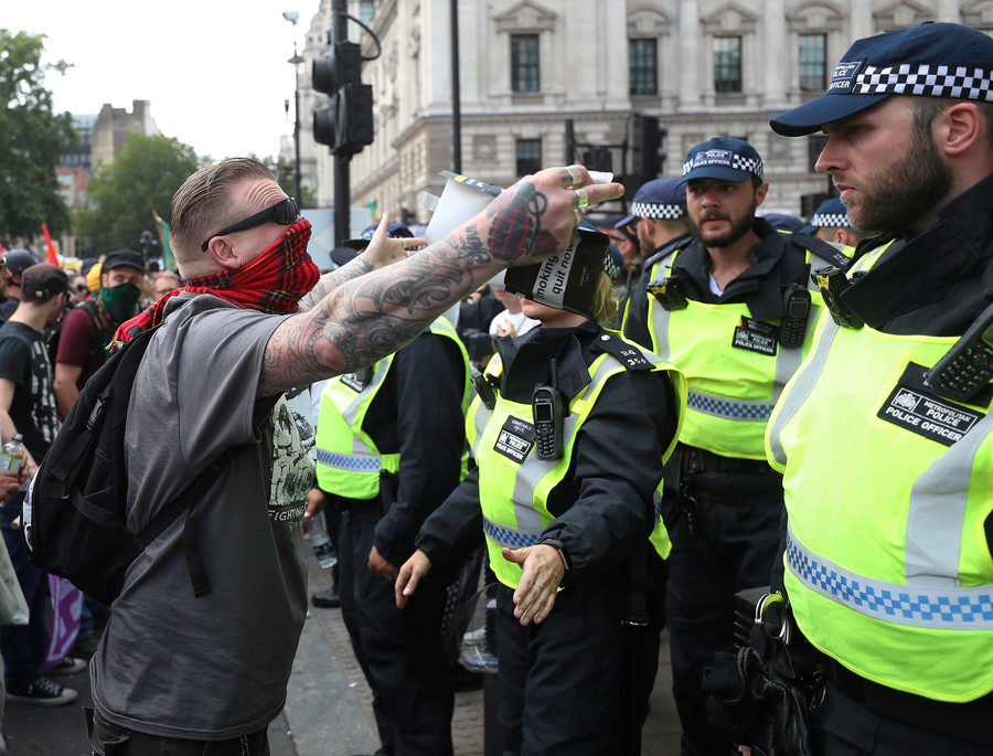 Click to enlarge Tommy Robinson protest