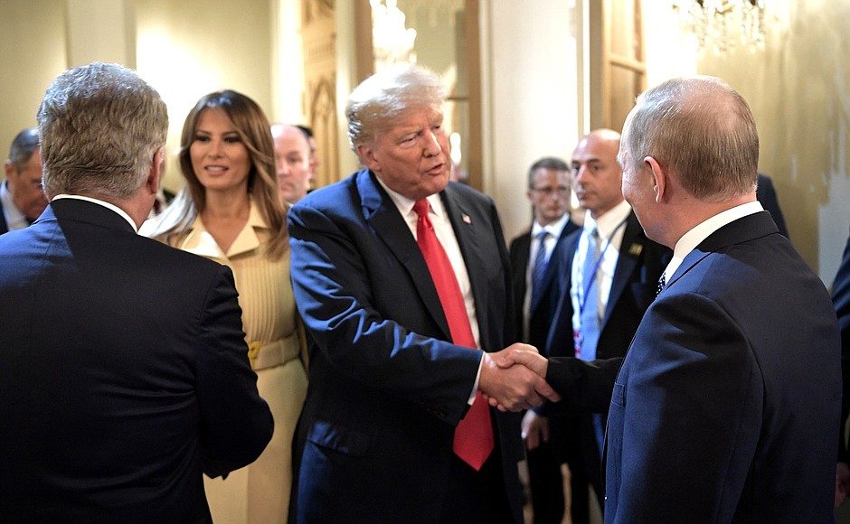 Click to enlarge trump putin melania