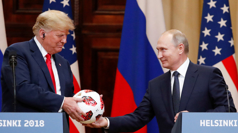 Click to enlarge trump putin soccer ball