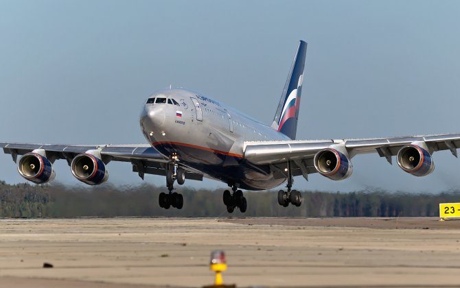 Ilyushin Il-96 putin plane