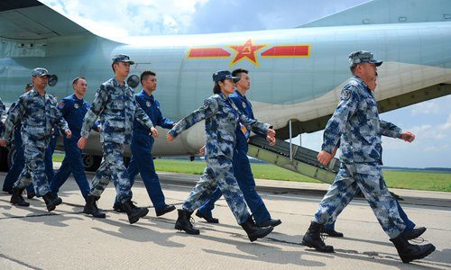 Chinese military officers in Russia