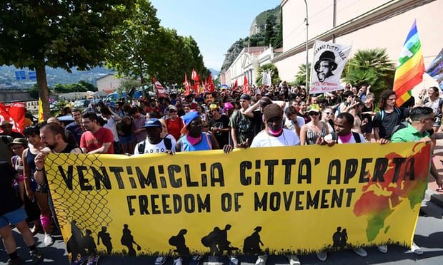 migrants support demonstration
