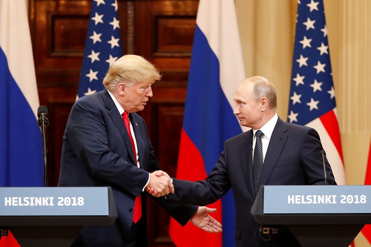Trump Putin handshake helsinki